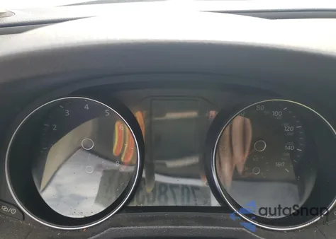 2017 Volkswagen Passat R-Line z USA, uszkodzony, nr VIN 1VWDT7A39HC066063